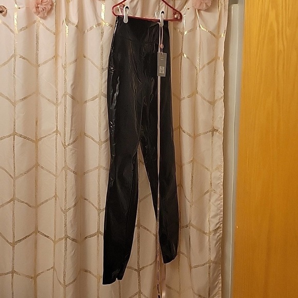 House of CB ultra high waisted leggings. Size small. Harmony. - Picture 10 of 11